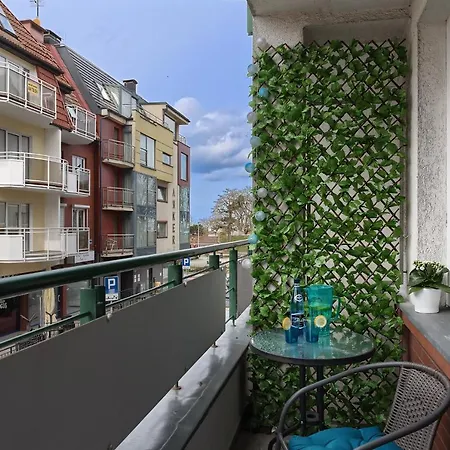 Apartamenty Puerto I Costa Z Garazem Przy Plazy W Kolobrzegu *