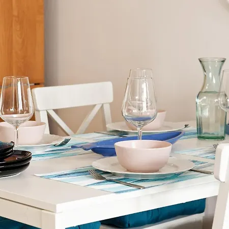 Puerto I Costa Blisko Plazy W Kolobrzegu Колобжег