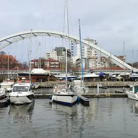 Puerto I Costa Blisko Plazy W Kolobrzegu *